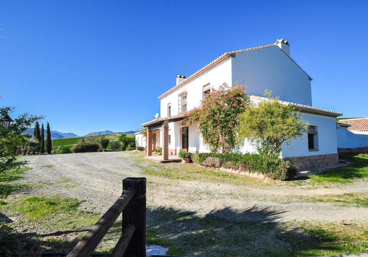 Cortijo Las Caballerias Alora Luaran gambar